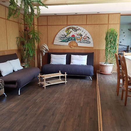 Riviera Apartments - Уединенный Отдых У Моря โอเดสซา ภายนอก รูปภาพ